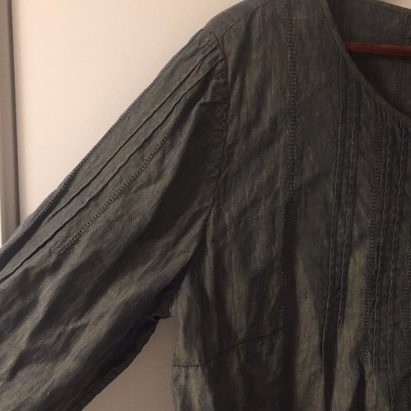 Green linen peasant blouse - Picture 4 of 8